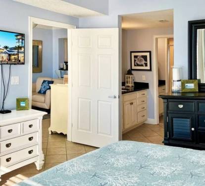 Master Bedroom - Waters Edge Resort Unit 311 Okaloosa Island Fort Walton Beach Vacation Rentals