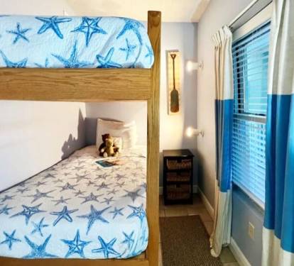 Bunk Room - Waters Edge Resort Unit 311 Okaloosa Island Fort Walton Beach Vacation Rentals