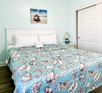 Guest King Bedroom - Waters Edge Resort Unit 510 Okaloosa Island Fort Walton Beach Vacation Rentals
