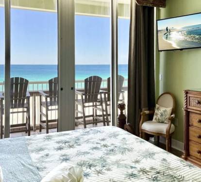 Master Bedroom - Waters Edge Resort Unit 604 Okaloosa Island Fort Walton Beach Vacation Rentals by Sunset Resort Rentals