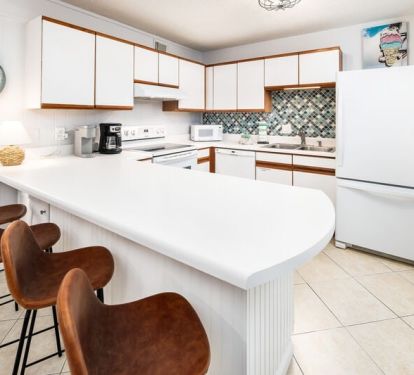 Kitchen - Aqua Villa Resort, Okaloosa Island, Fort Walton Beach, Vacation Condos by Sunset Resort Rentals