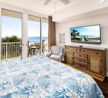 Master Bedroom - Waters Edge Resort Unit 304 Okaloosa Island Fort Walton Beach Vacation Rentals by Sunset Resort Rentals