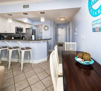 Dining Area - Waters Edge Resort Unit 311 Okaloosa Island Fort Walton Beach Vacation Rentals