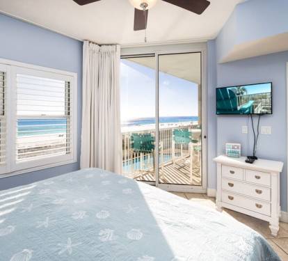 King Master Bedroom - Waters Edge Resort Unit 311 Okaloosa Island Fort Walton Beach Vacation Rentals