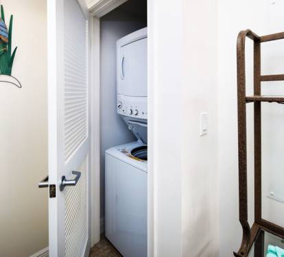 Laundry Center - Waters Edge Resort Unit 510 Okaloosa Island Fort Walton Beach Vacation Rentals