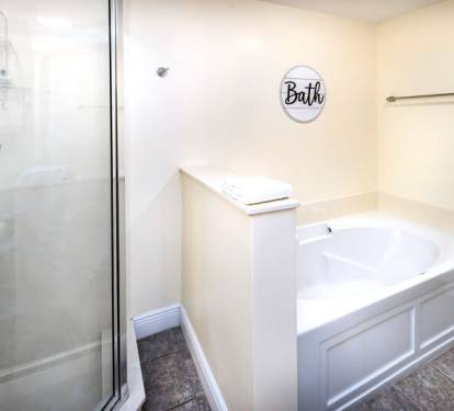 Master Bathroom - Waters Edge Resort Unit 510 Okaloosa Island Fort Walton Beach Vacation Rentals