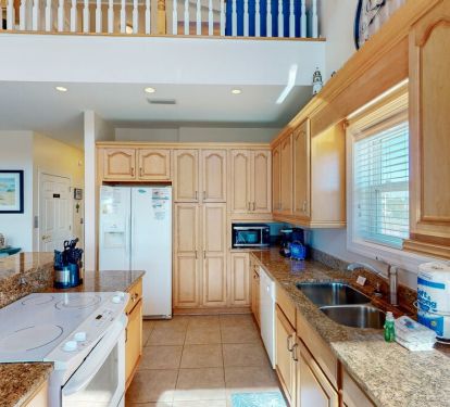A beautifully crafted kitchen inspires the culinary enthusiast in all of us. Here, you'll find everything you need to prepare and share your favorite meals in your home away from home retreat.