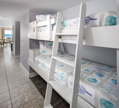 Hallway Bunkbeds, Pelican Isle 305 Fort Walton Beach Okaloosa Island Vacation Rentals