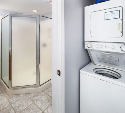 Private Laundry Center, Pelican Isle 305 Fort Walton Beach Okaloosa Island Vacation Rentals