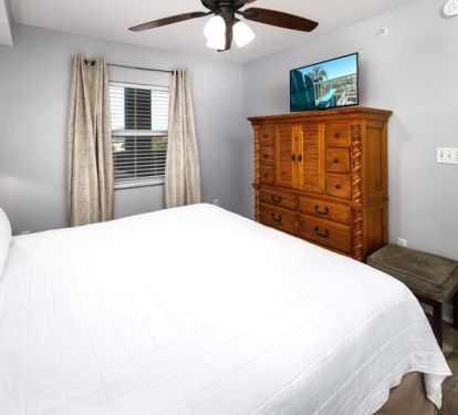 Master Bedroom, Pelican Isle 305 Fort Walton Beach Okaloosa Island Vacation Rentals