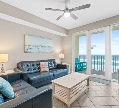 Living Area - Sleeper Sofa - Beach Views - Cable & Smart TV