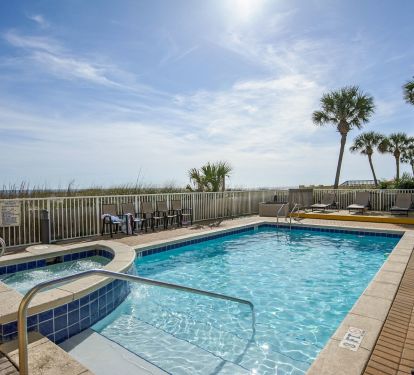 Hot Tub - Swimming Pool - Heated during cooler months