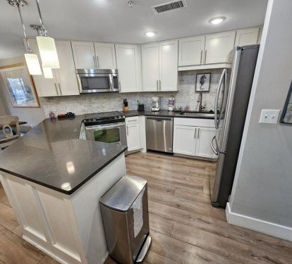 Updated kitchen in 4706 Westwinds