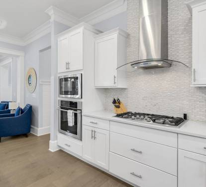 Real counter space, actual quality tools, smart layout. This kitchen delivers whether you're prepping snacks or cooking full dinners.