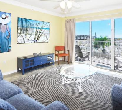 Living Room - Gulf Dunes Resort Unit 117 Okaloosa Island Fort Walton Beach Vacation Condos by Sunset Resort Rentals
