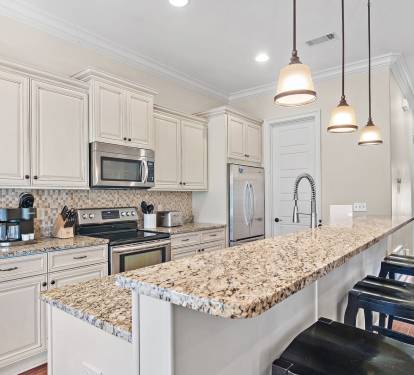 Cook & connect: full gourmet kitchen for creating meals with loved ones, just moments away from Sandestin-s culinary events, wine & food festivals, and dining experiences at Baytowne Wharf.