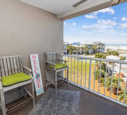photos-balcony-magnolia house 305-23