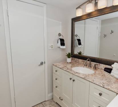 Guest Bathroom