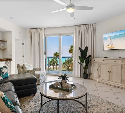 Living Area with Gulf Views