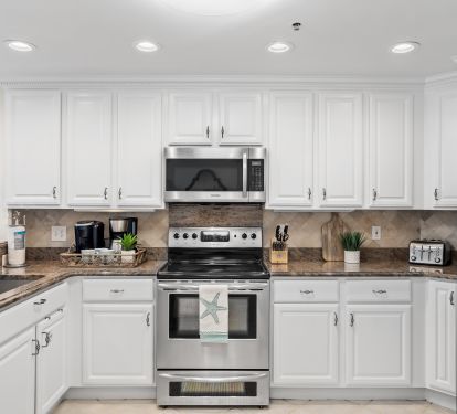Spacious Kitchen