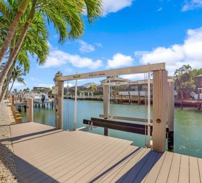Dock