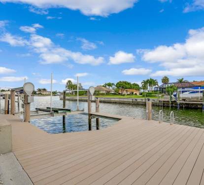 Dock