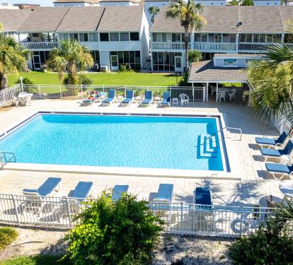 Misty Cove pool