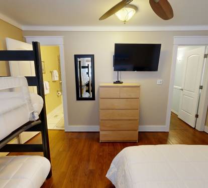 Guest Bedroom 1