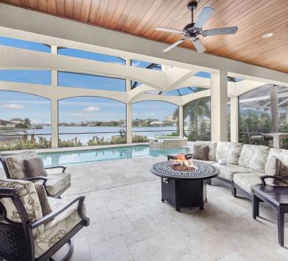 Outdoor Seating with Fire Pit