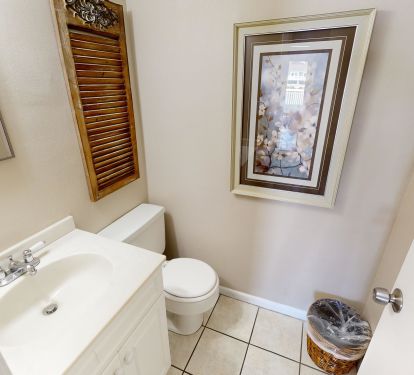Guest Bathroom 2