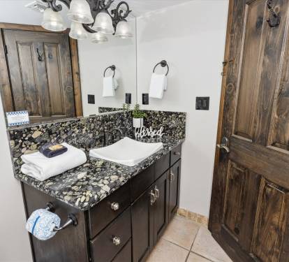 Guest Bathroom