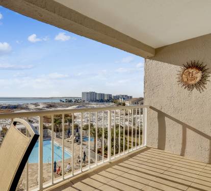 Magnolia House 407
