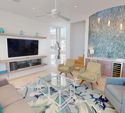 Living Room (1st Floor)