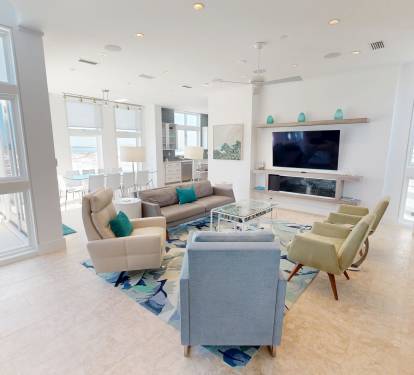Living Room (1st Floor)