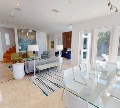 Living Room (1st Floor)