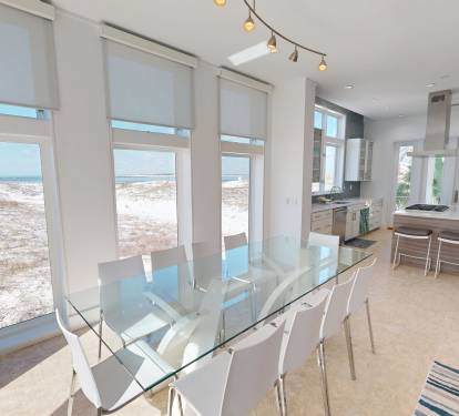 Dining Area (1st Floor)