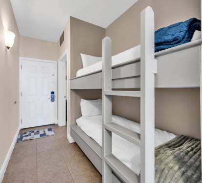 Hallway Bunks 1 Part 1