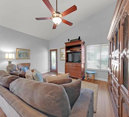 Living Room 1 Part 3