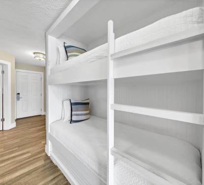 Hallway Bunks 1 Part 1