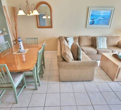 Living / Dining Room 1 Part 1