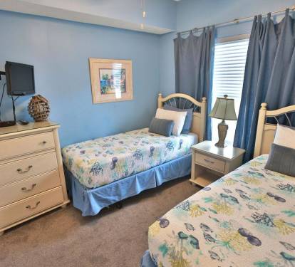 Guest Bedroom 1 Part 2
