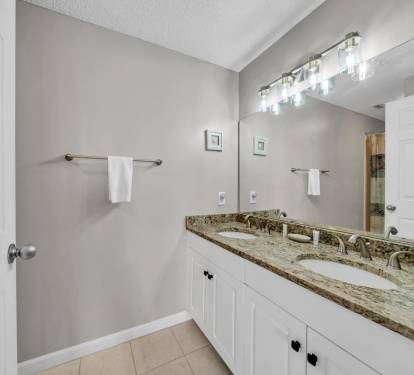 Master Bathroom 1 Part 1
