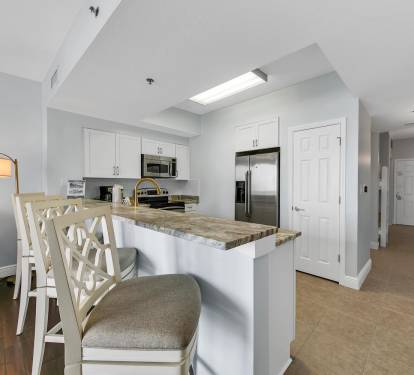 Kitchen/Bar 1 Part 3