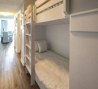 Hallway Bunks 1 Part 1