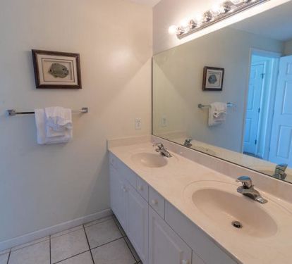 Master Bathroom 1 Part 1