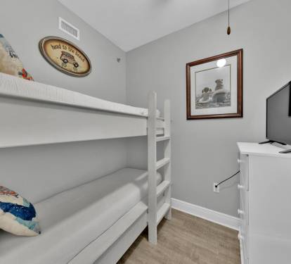 Guest Bedroom 2 Part 1 - Bonus Bunk Room
