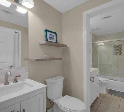 Master Bathroom 1 Part 1