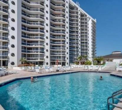 Surfside Pool