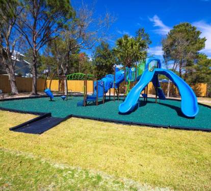 Playground Stock 1