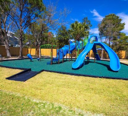 Playground Stock 1